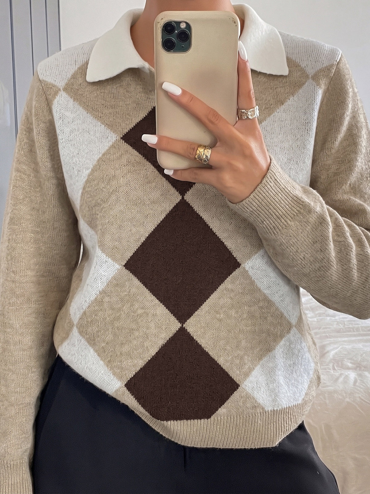 Contrast Collar Button Placket Argyle Polo Jumper