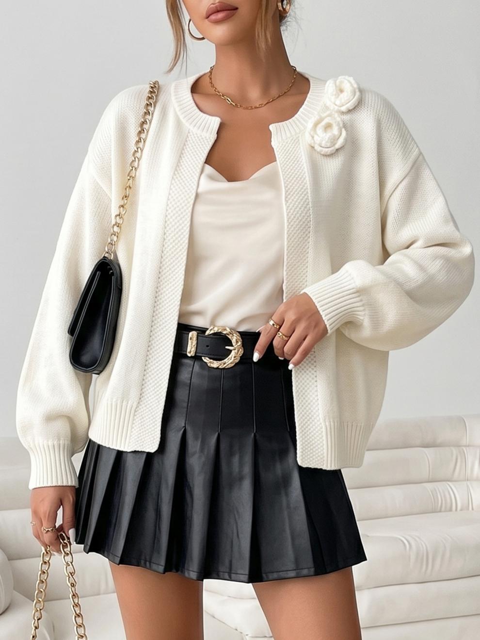 Women's Flower Cardigan in White, view 2