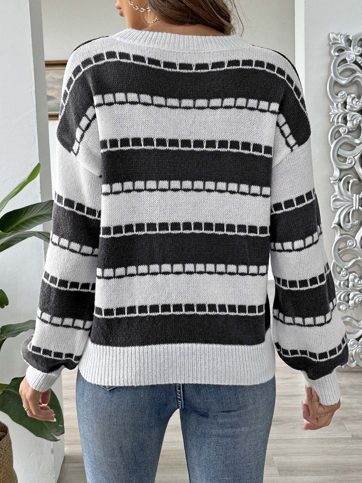Women's Colour Block Stripe Jumper in Black, view 2