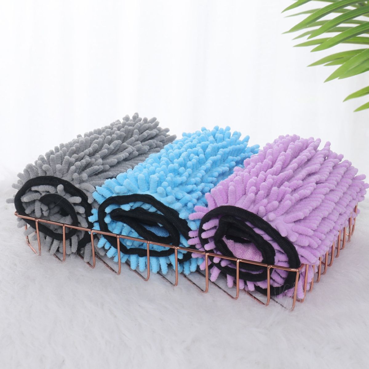 Microfibre Dog Towel – Super Absorbent & Quick-Dry, Double Pockets