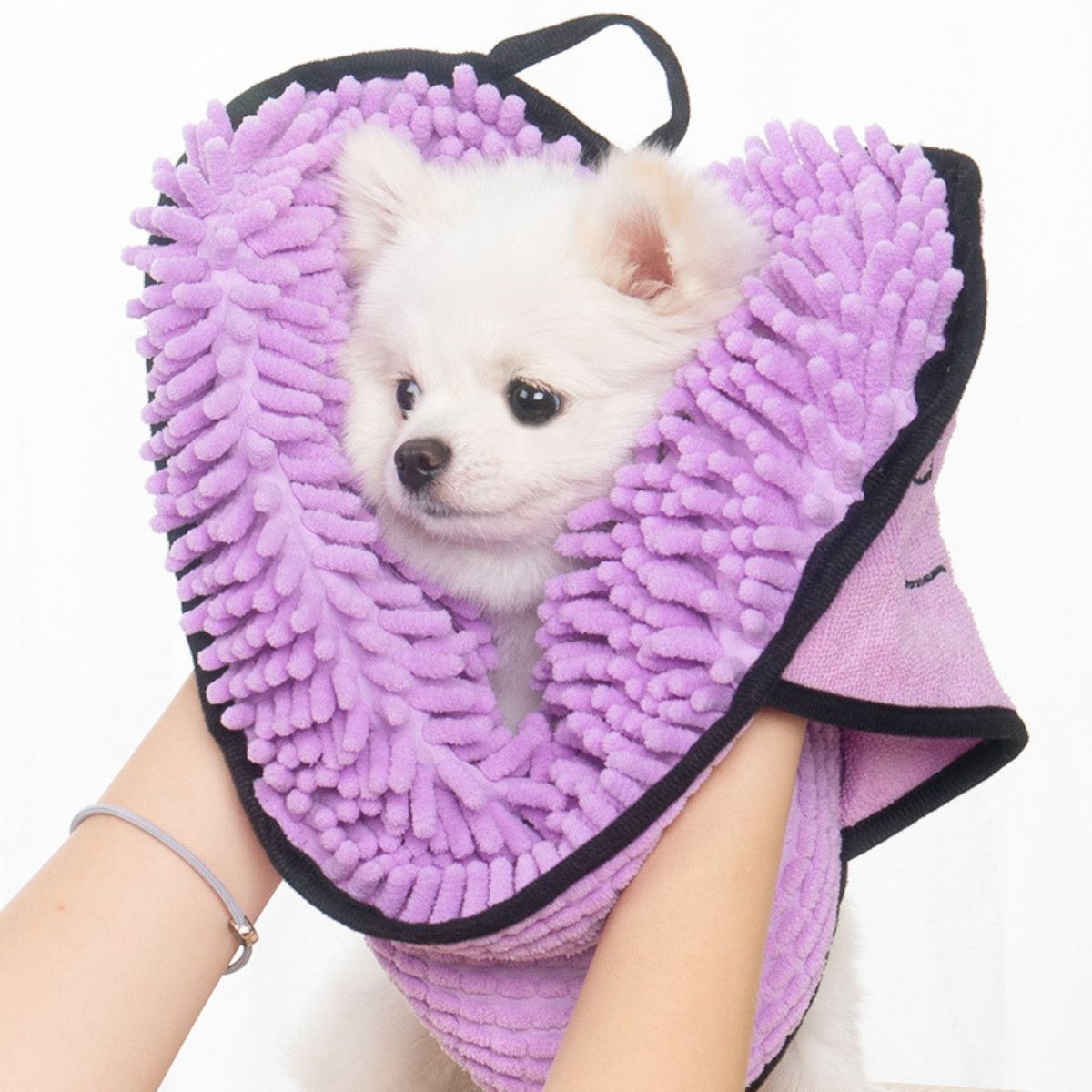 Microfibre Dog Towel – Super Absorbent & Quick-Dry, Double Pockets