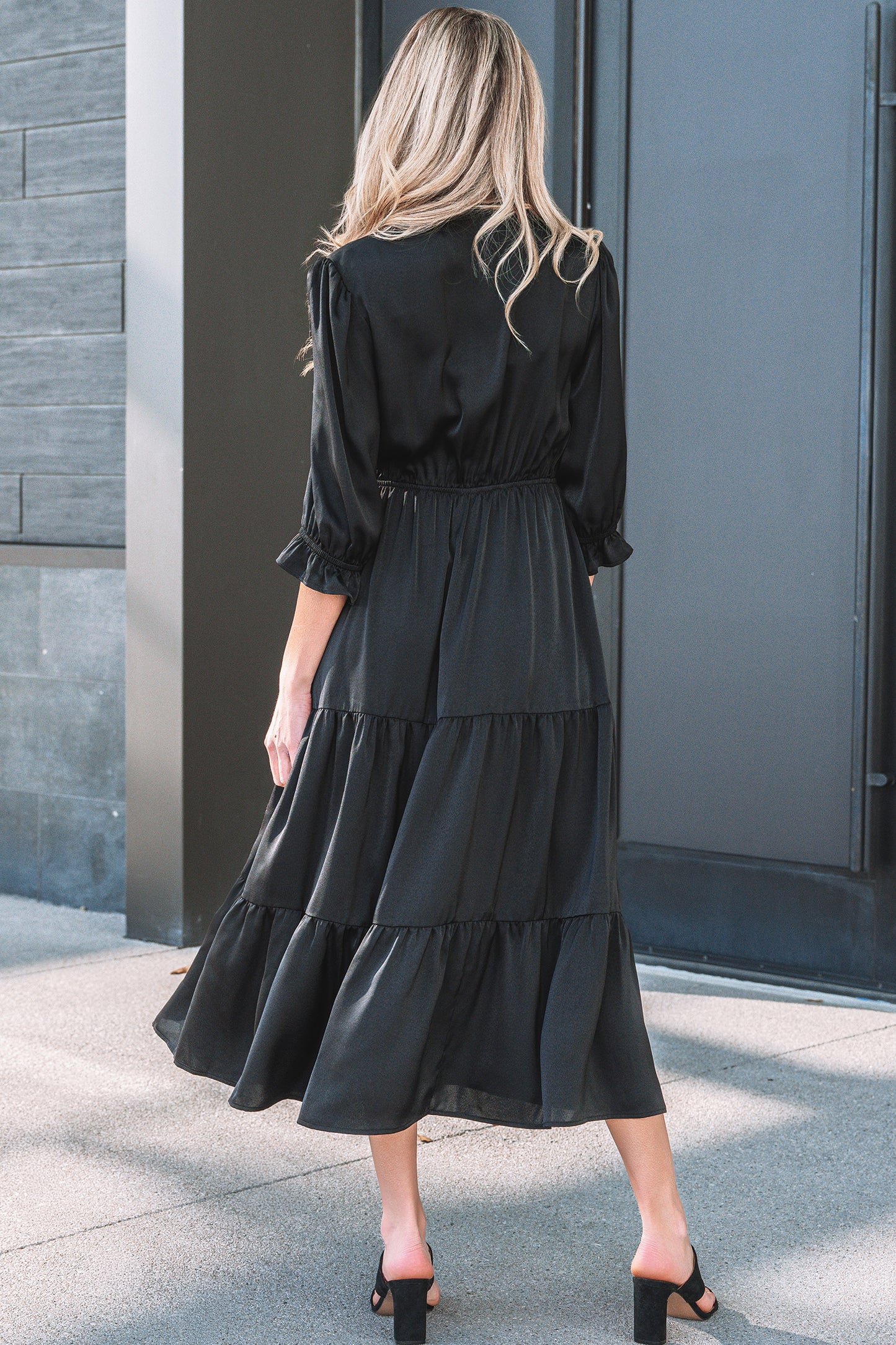 Women's Black Flounced Bracelet Sleeve Summer Midi Dress