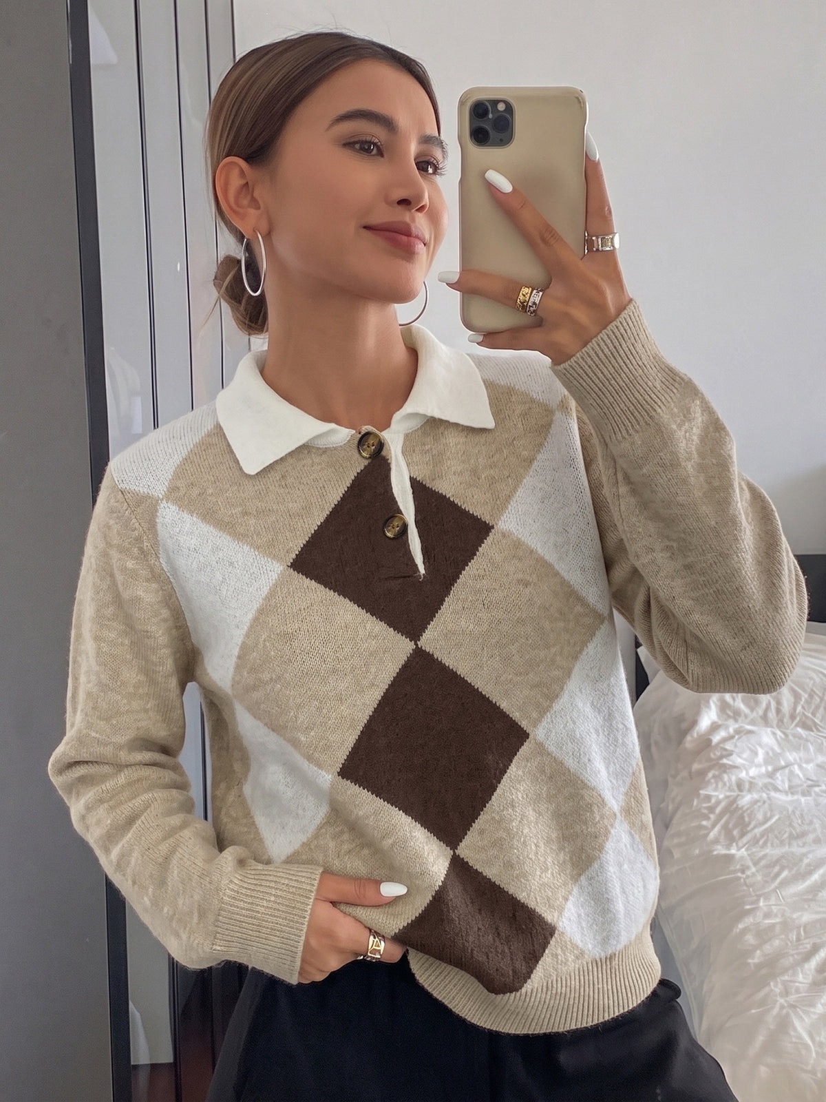 Contrast Collar Button Placket Argyle Polo Jumper