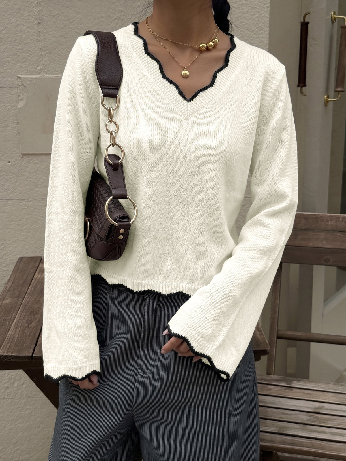 Scalloped Contrast Trim V Neck Cropped Jumper