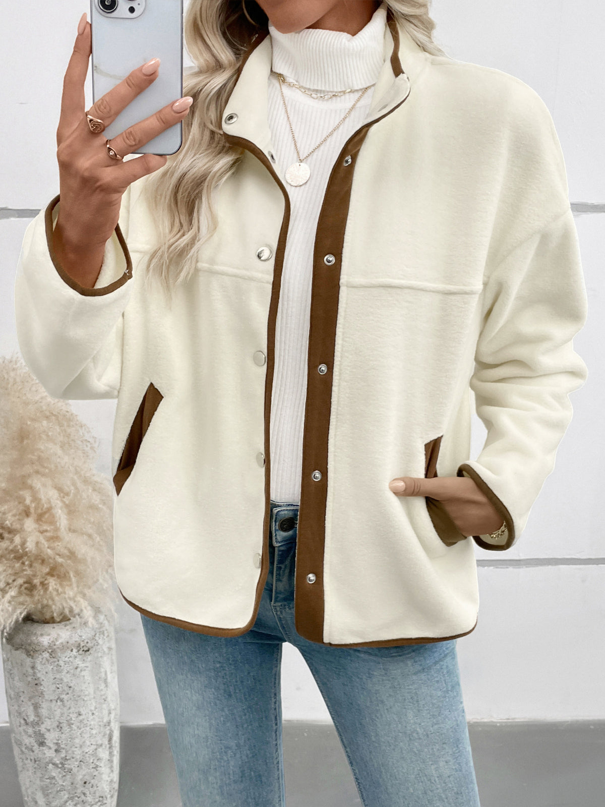 Contrast Trim Popper Funnel Neck Fleece Jacket