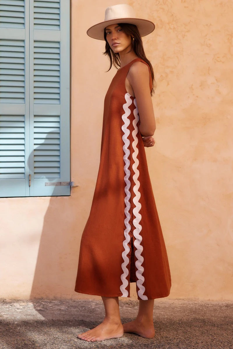 Wavy Lace Detail Sleeveless Midi Dress