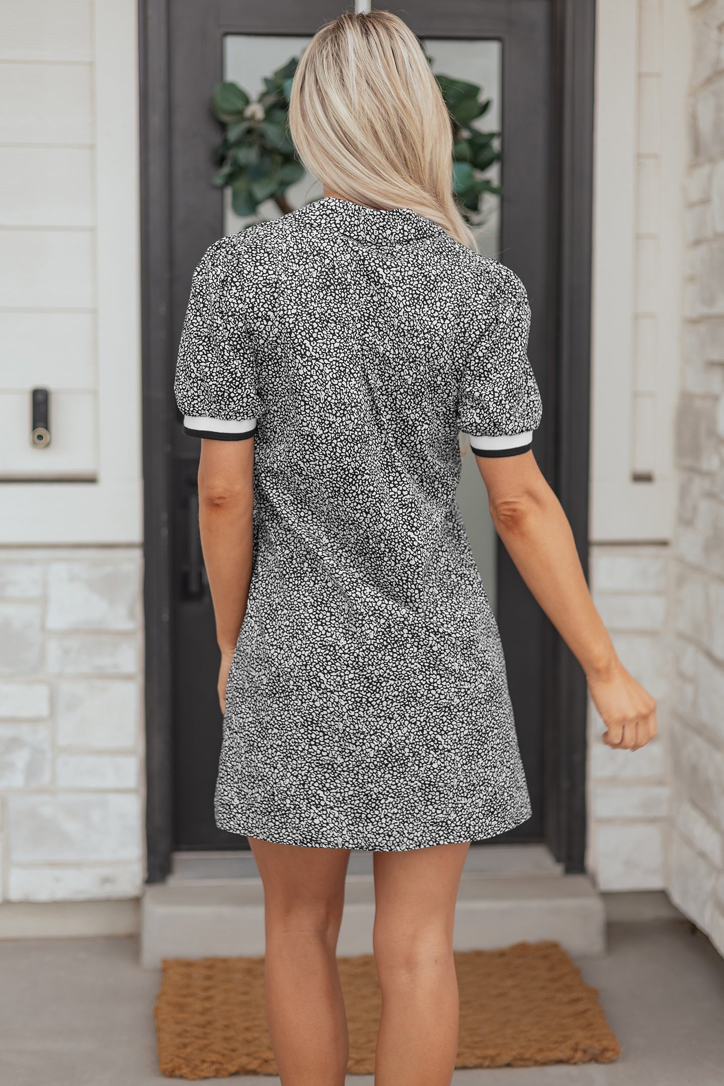 Women's Black Leopard Print Short Sleeve Summer Mini Dress with Pockets