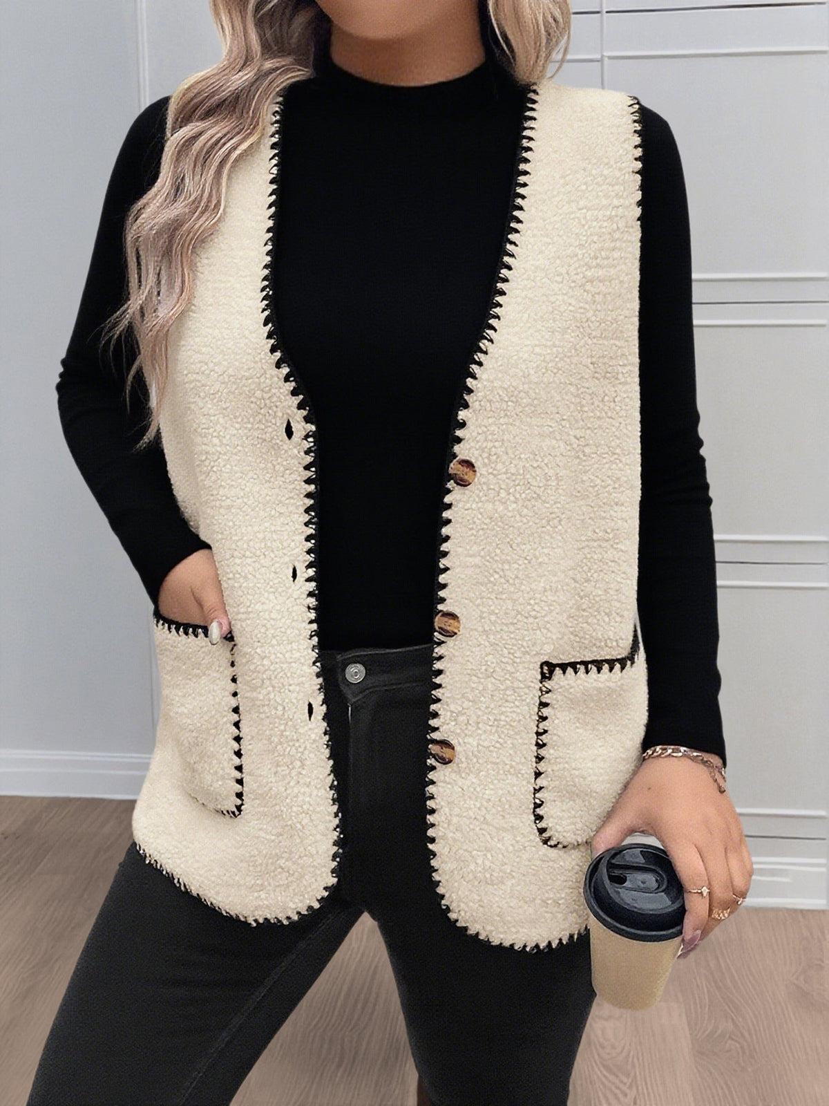 Women's Teddy Waistcoat in Cream, view 8