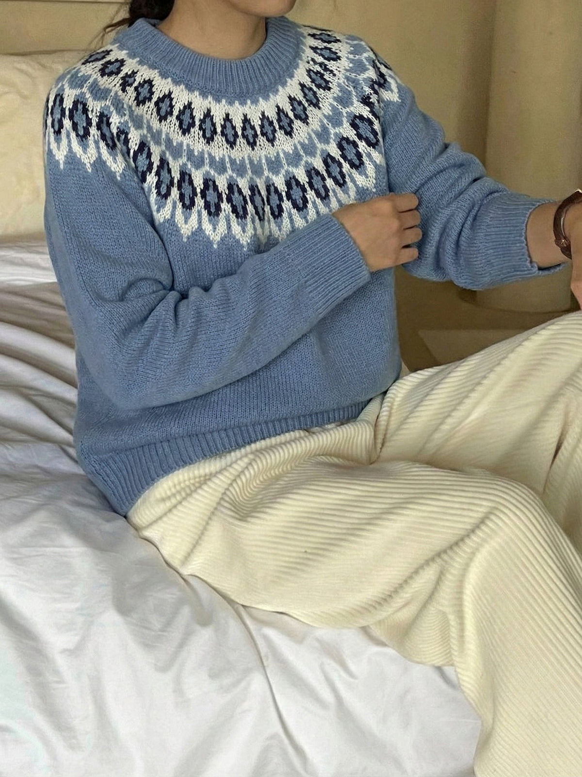 Women's Fair Isle Yoke Jumper in Blue, view 4