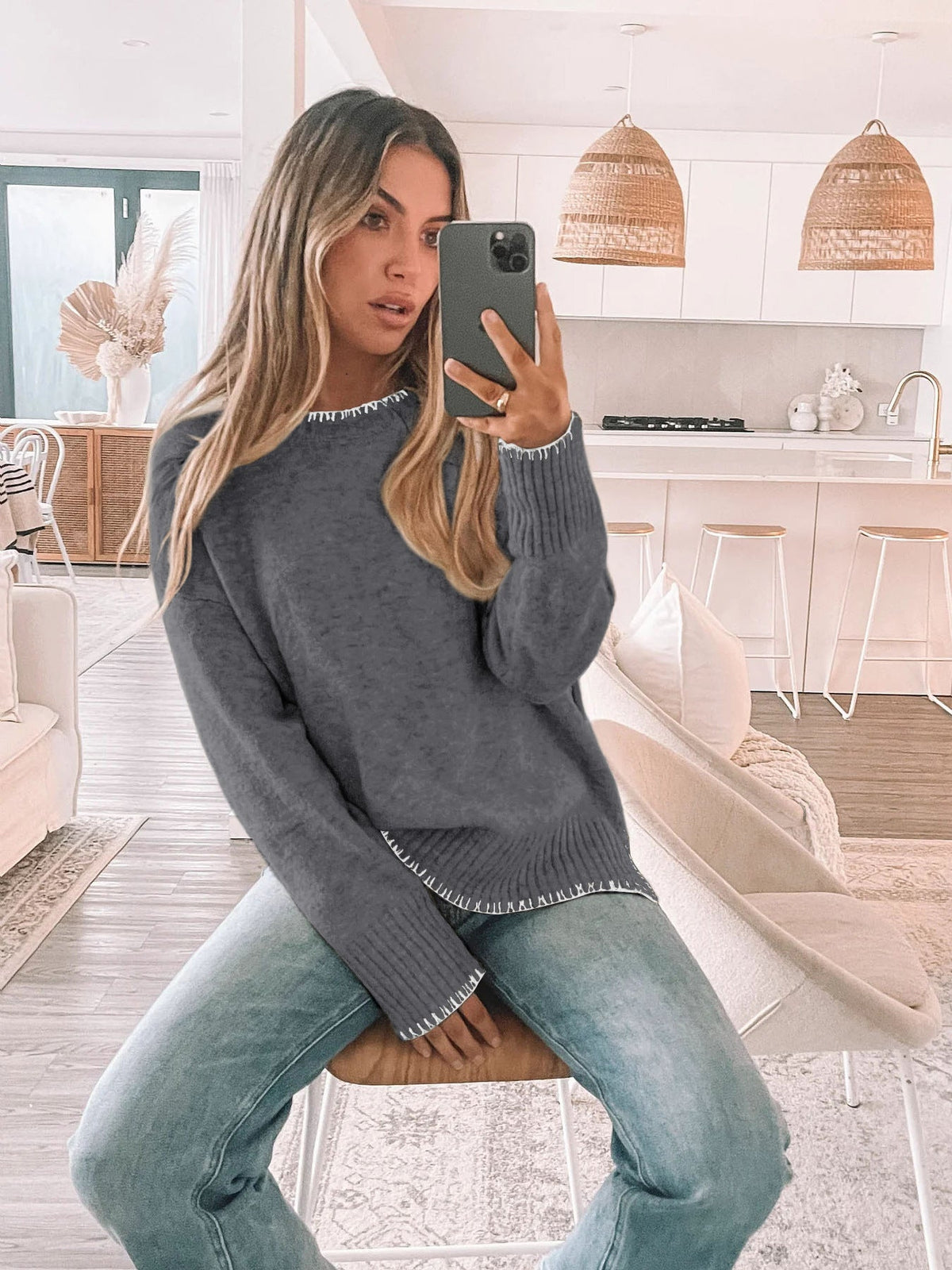 Women's Crew Neck Jumper in Grey, view 2