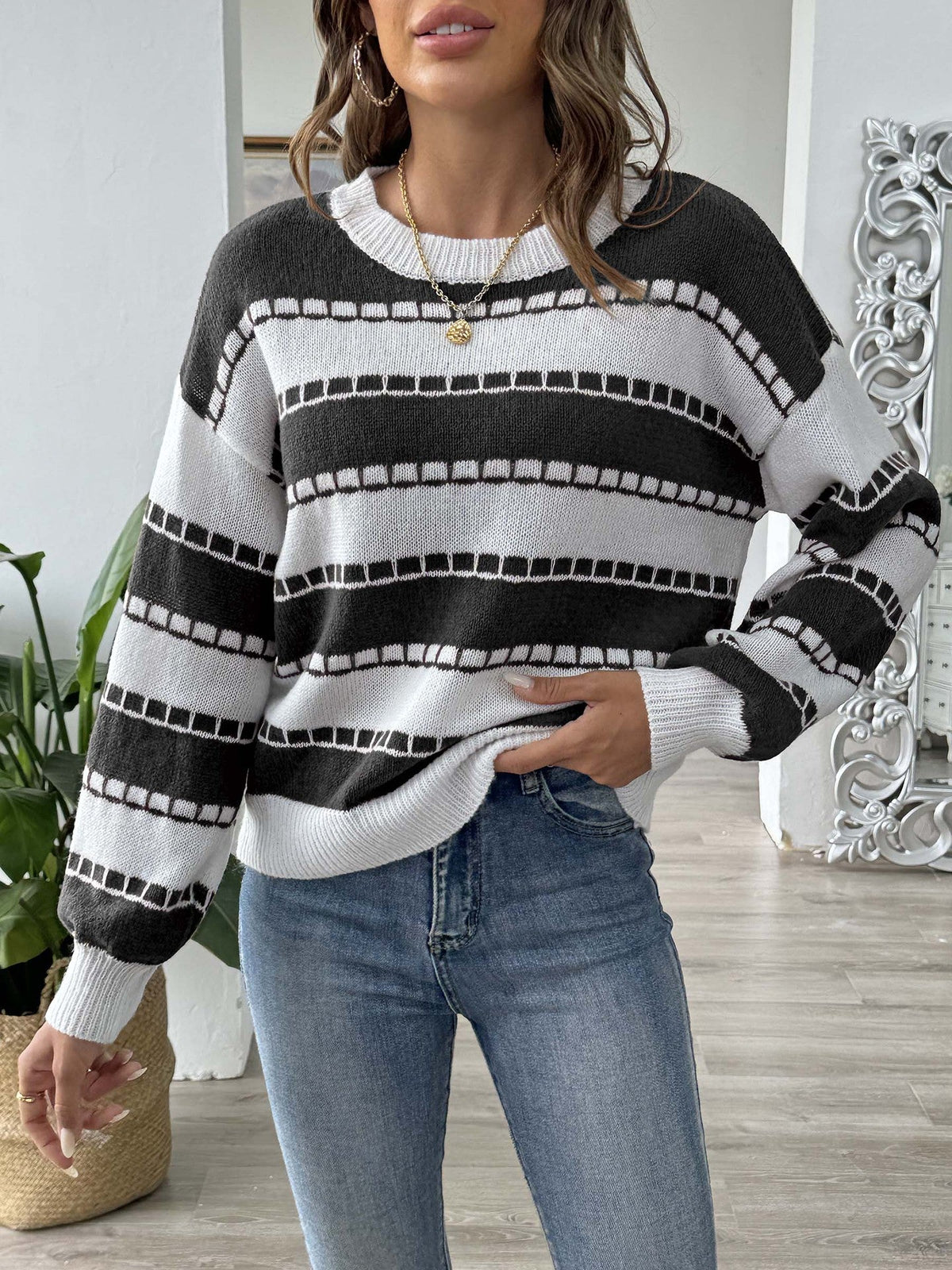 Women's Colour Block Stripe Jumper in Black, view 5